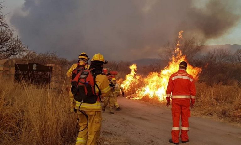 bomberos piden vacuna