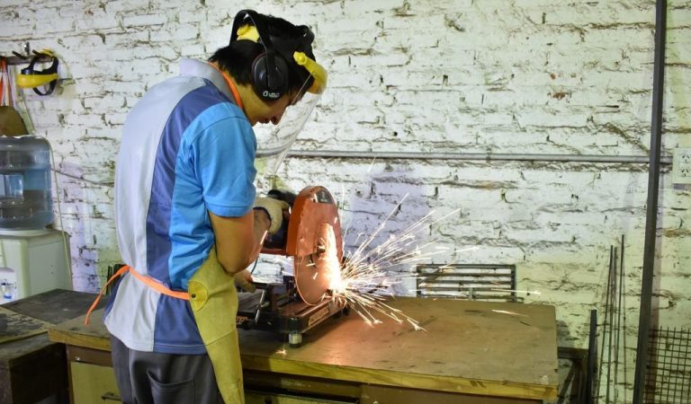 curso carpintería y herreria