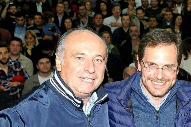 gill y acastello