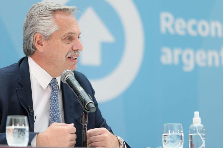 alberto fernandez hablando