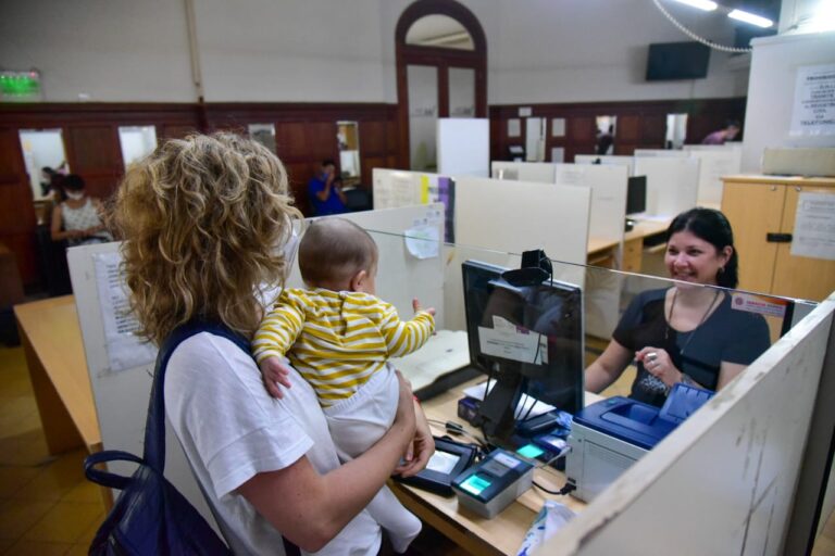 7e945347-cb9e-4004-b093-dcdcaf289e4d