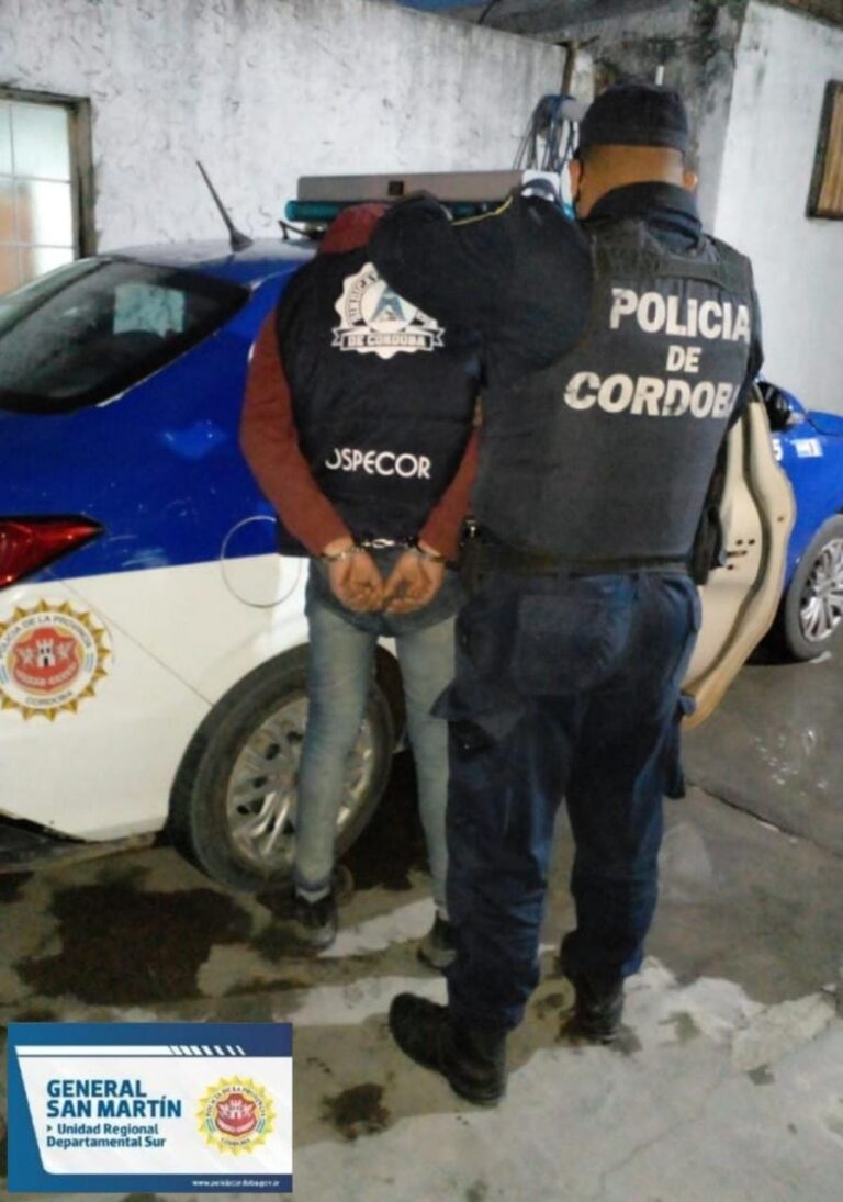 Detención Policia de Villa María