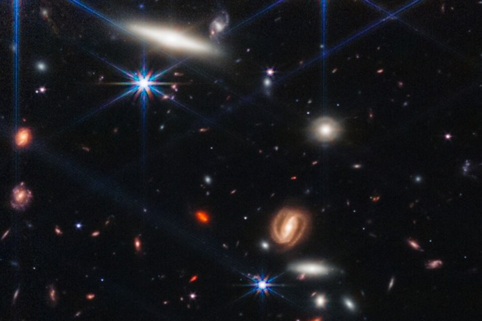 El telescopio Webb reveló una imagen en alta calidad de las primeras ...