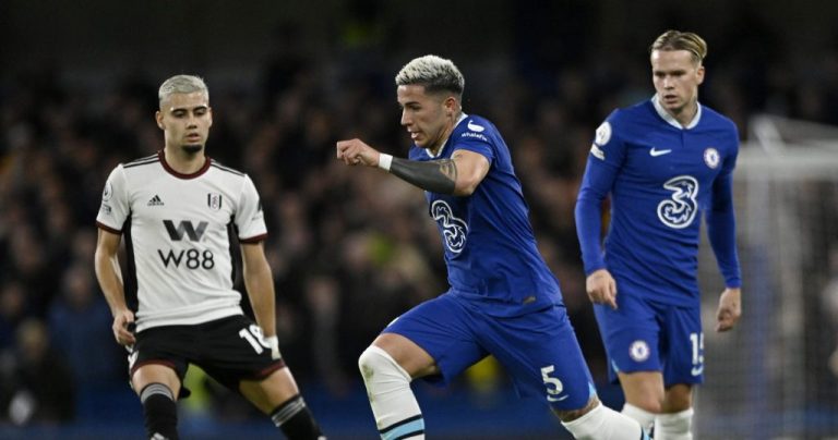 enzo-fernandez-chelsea-debut-scaled-e1675463915226-1024x538