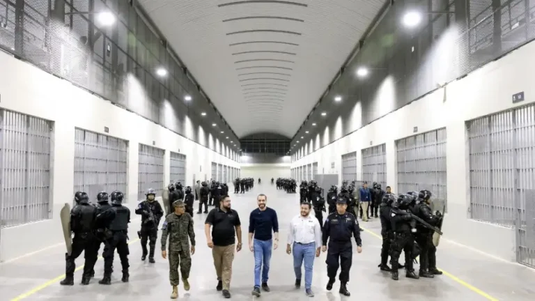 prision-el-salvador-1502029