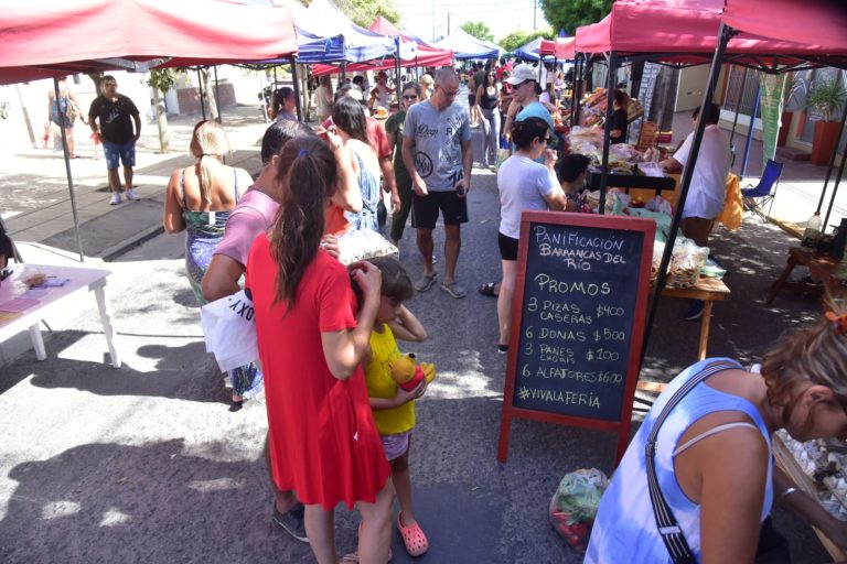 Imagen de WhatsApp 2023-03-11 a l