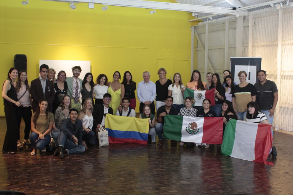 Jóvenes de México, Colombia e Italia eligieron a la UNVM para su ...