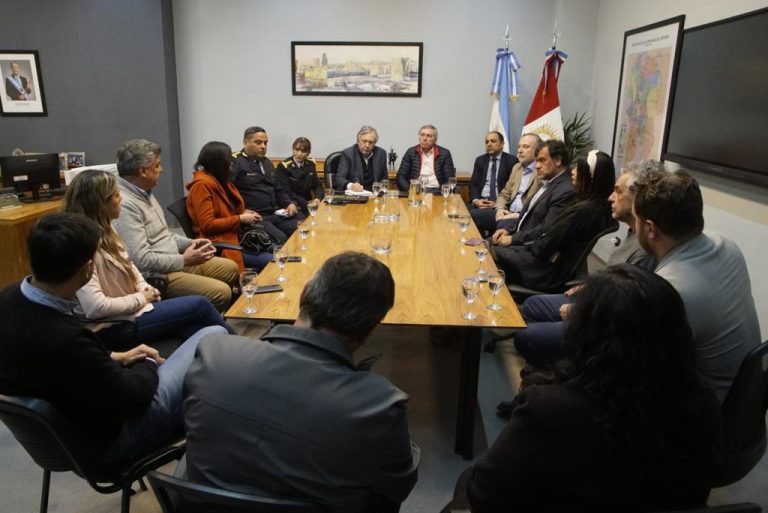reunion por saqueos