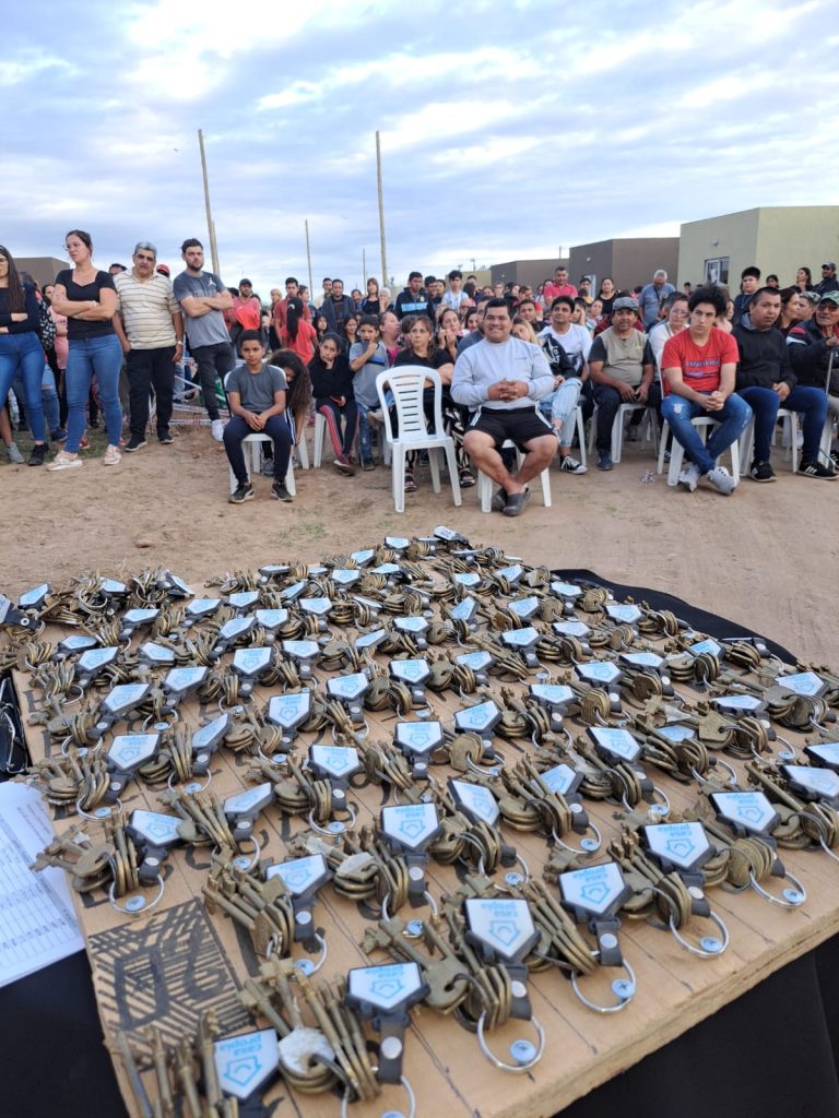 WhatsApp Image 2023-11-29 at 21.42