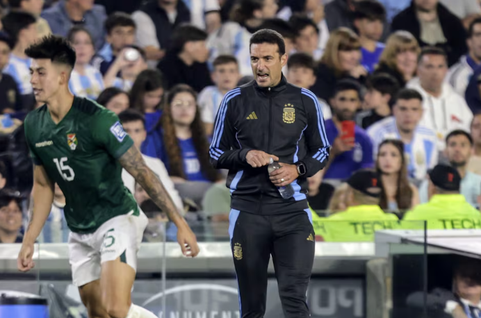 scaloni-elogios-messi