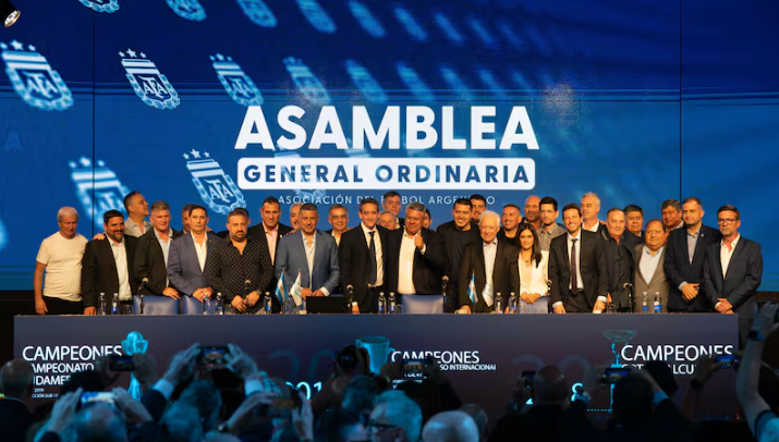 tapia-reelecto-asamblea