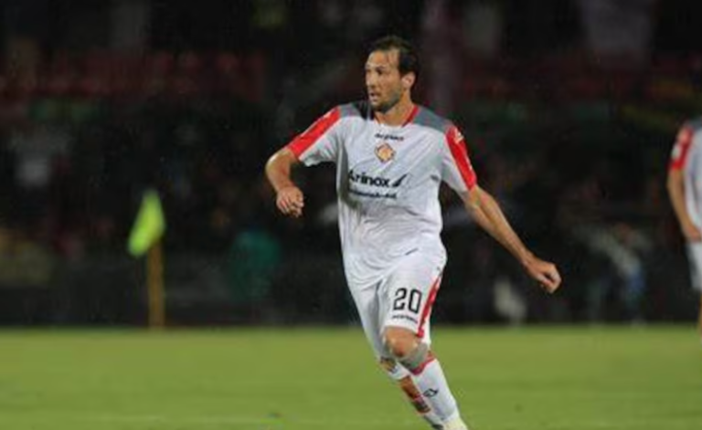 Captura de pantalla 2025-07-08 231149