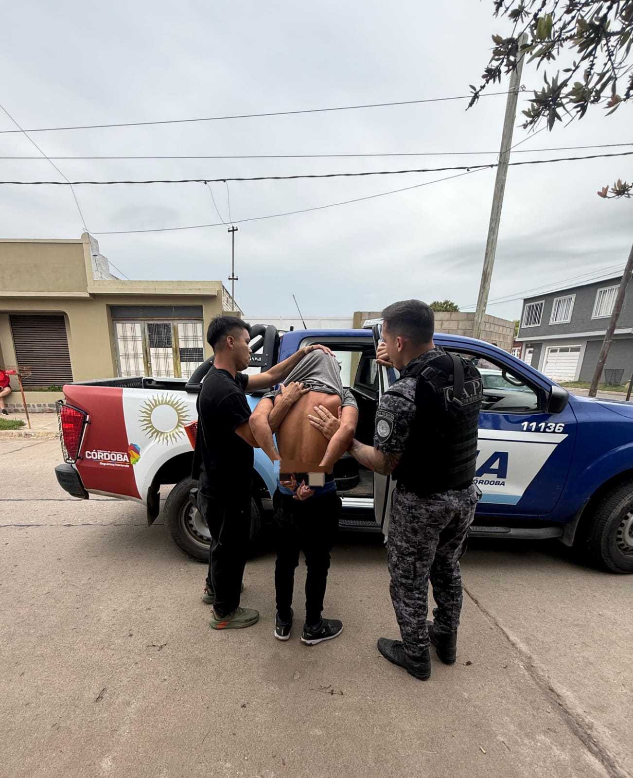 Allanamiento en Villa Nueva terminó con un detenido por reiterados ...