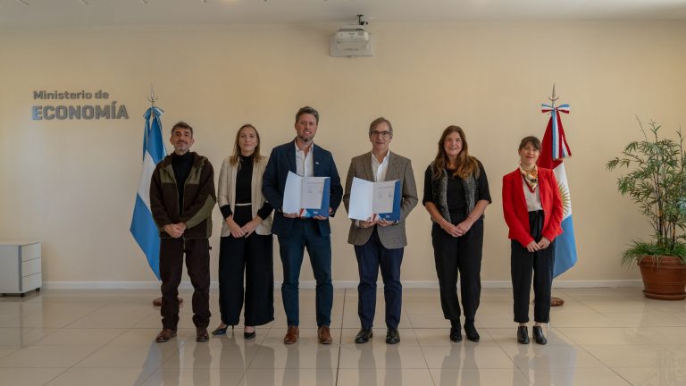 Firma Acuerdo Gobierno Cba Personal