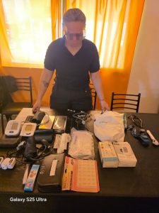 Allanamientos en barrio Las Playas: se recuperaron elementos médicos robados y s...